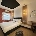 Aparthotel Centro Urban 4*