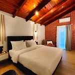 Centro Urban Aparthotel