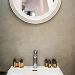 Centro Urban Aparthotel 4*