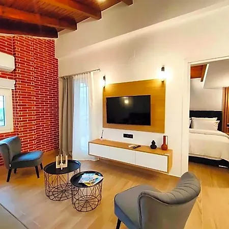 Centro Urban Aparthotel